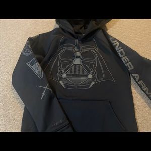 Boys Size 6 Under Armour Darth Vader Hoodie